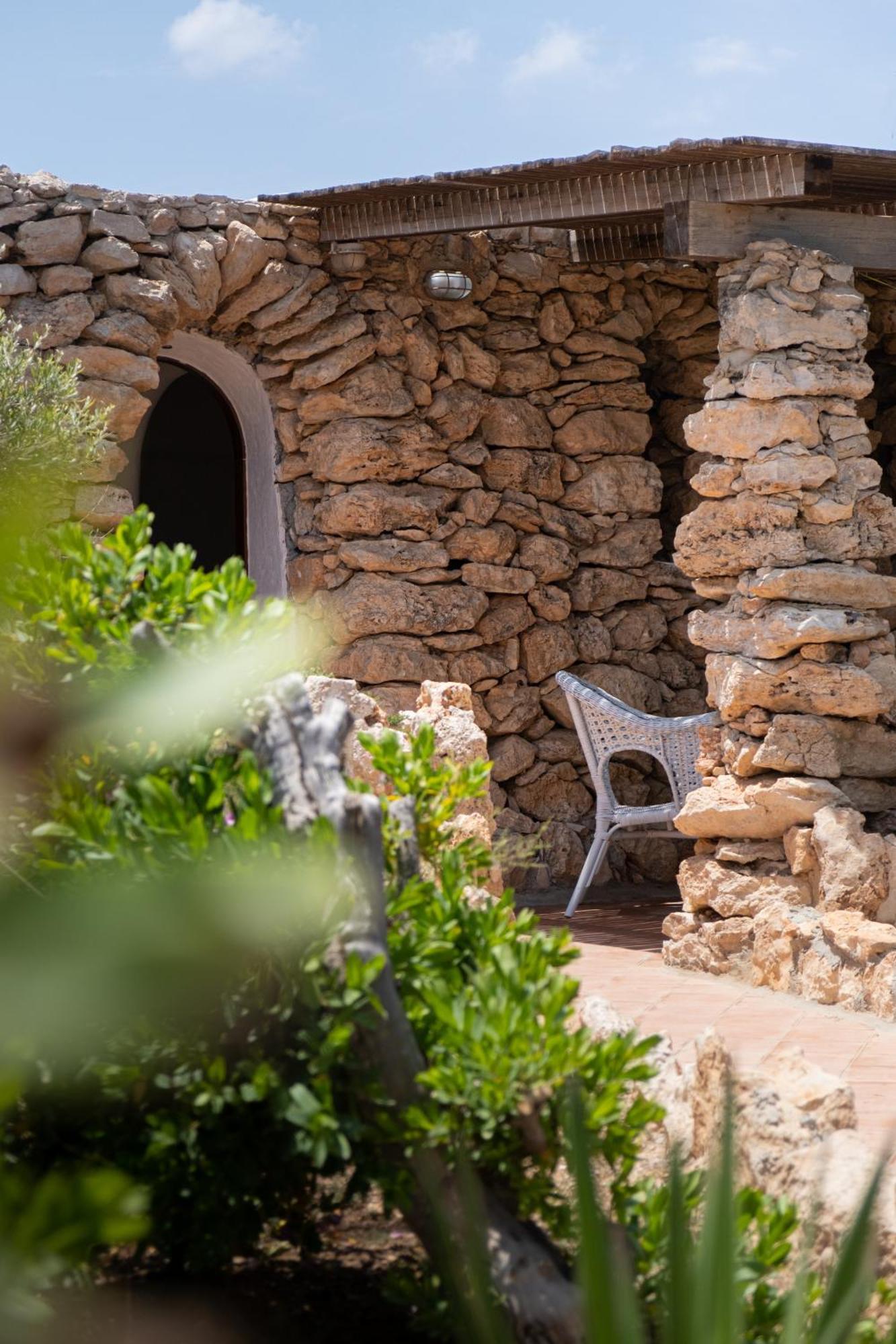 Hotel I Dammusi Di Borgo Cala Creta LMP Exteriér fotografie