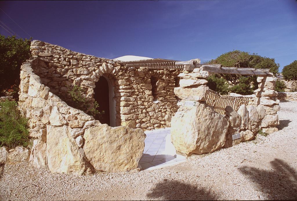 Hotel I Dammusi Di Borgo Cala Creta LMP Exteriér fotografie