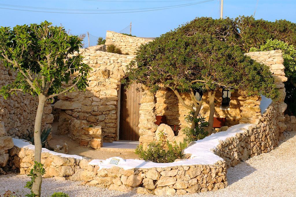 Hotel I Dammusi Di Borgo Cala Creta LMP Exteriér fotografie