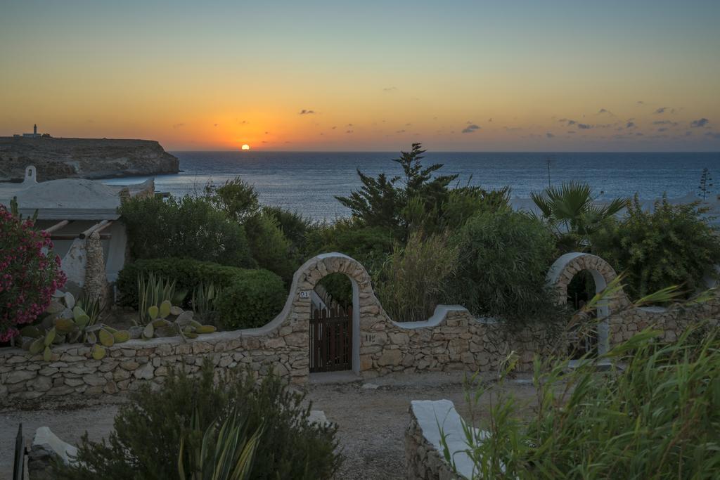 Hotel I Dammusi Di Borgo Cala Creta LMP Exteriér fotografie