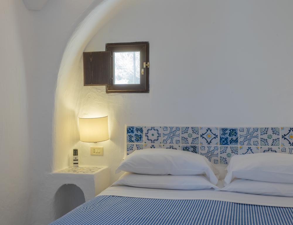 Hotel I Dammusi Di Borgo Cala Creta LMP Pokoj fotografie