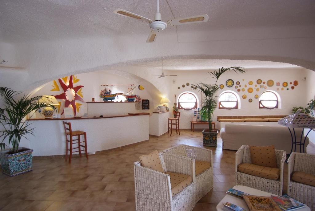 Hotel I Dammusi Di Borgo Cala Creta LMP Exteriér fotografie