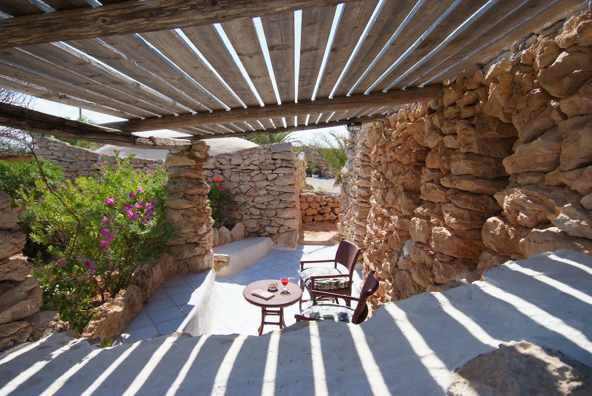 Hotel I Dammusi Di Borgo Cala Creta LMP Exteriér fotografie